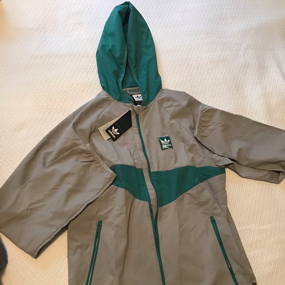 BRAND NEW ADIDAS ZIPUP WINDBREAKER